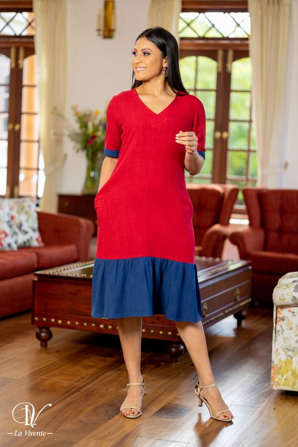 Color Block Dress With Flared Hem - Image 4