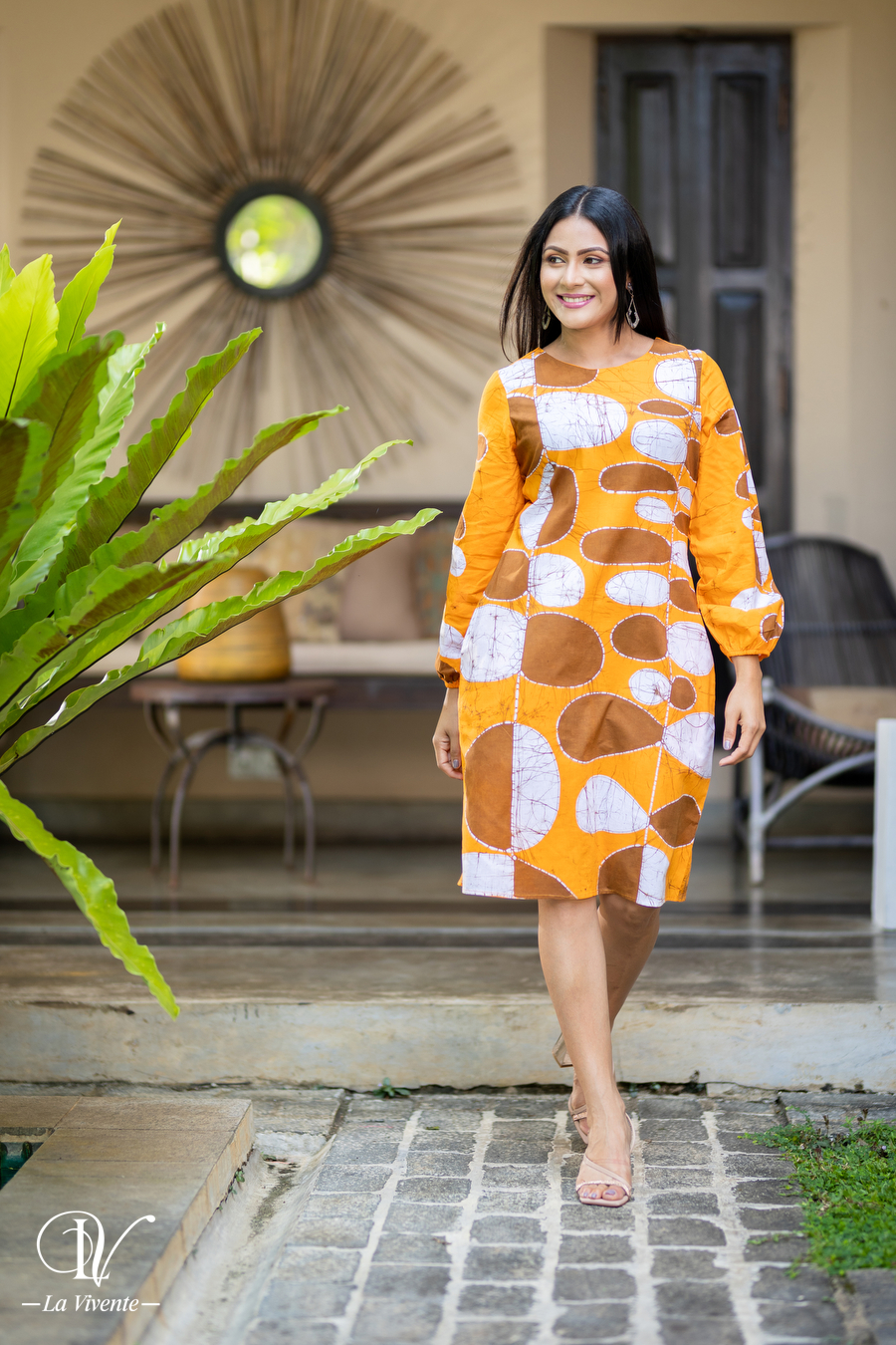 Short Abstract Long Sleeve Batik Dress - Image 2