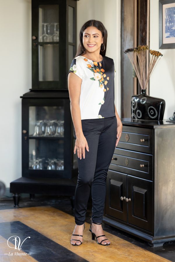 Printed Two Tone Blouse - Image 4