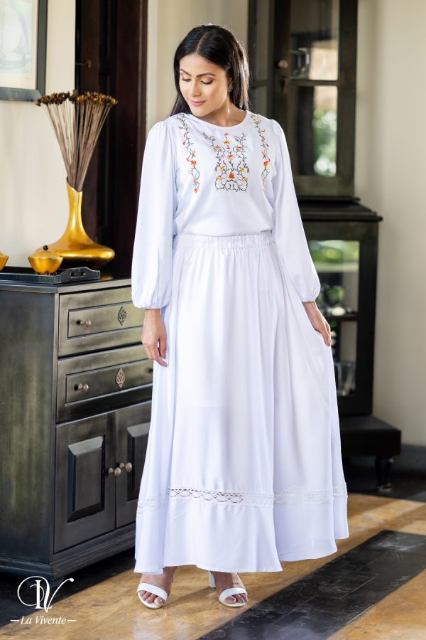 Lace trimmed maxi skirt - Image 2