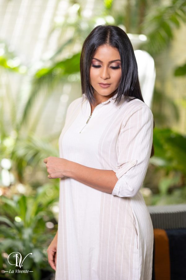 Stripe Shirt Dress With A Zipper Detail - Image 2