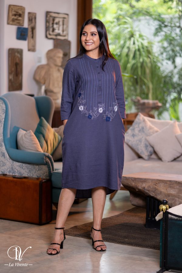 Chinese Collared Floral Embroidered Short Dress - Image 5