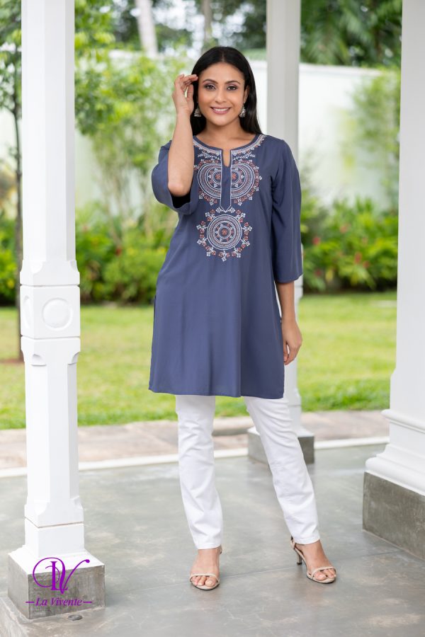 Flare Sleeved Embroidery Kurta