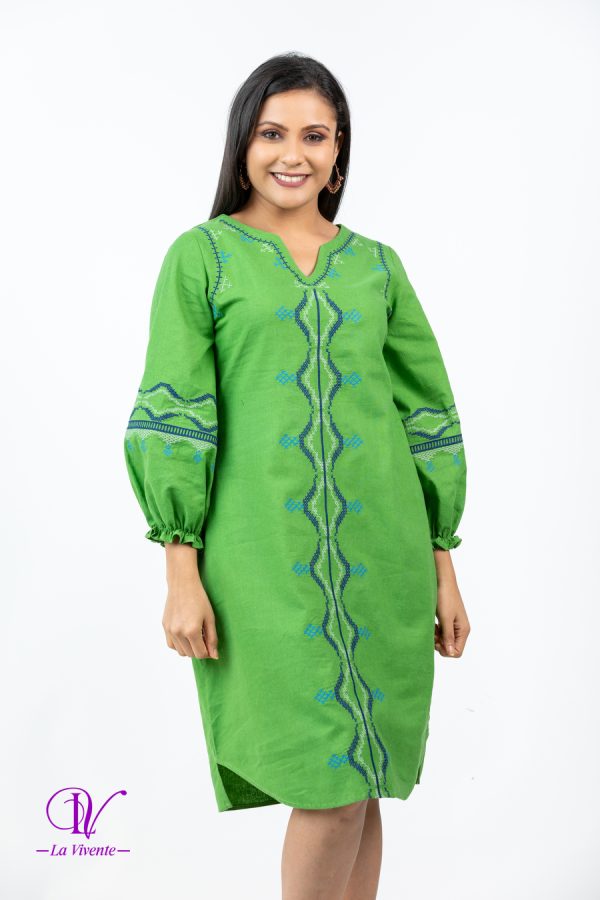 Geometric Embroidered Puff Sleeved Short Dress