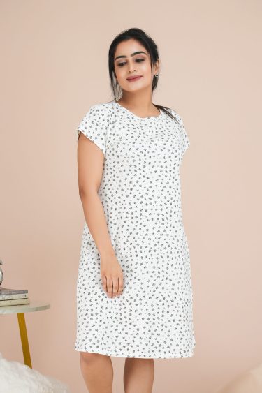 Floral Patterned Crew-necked Night Dress