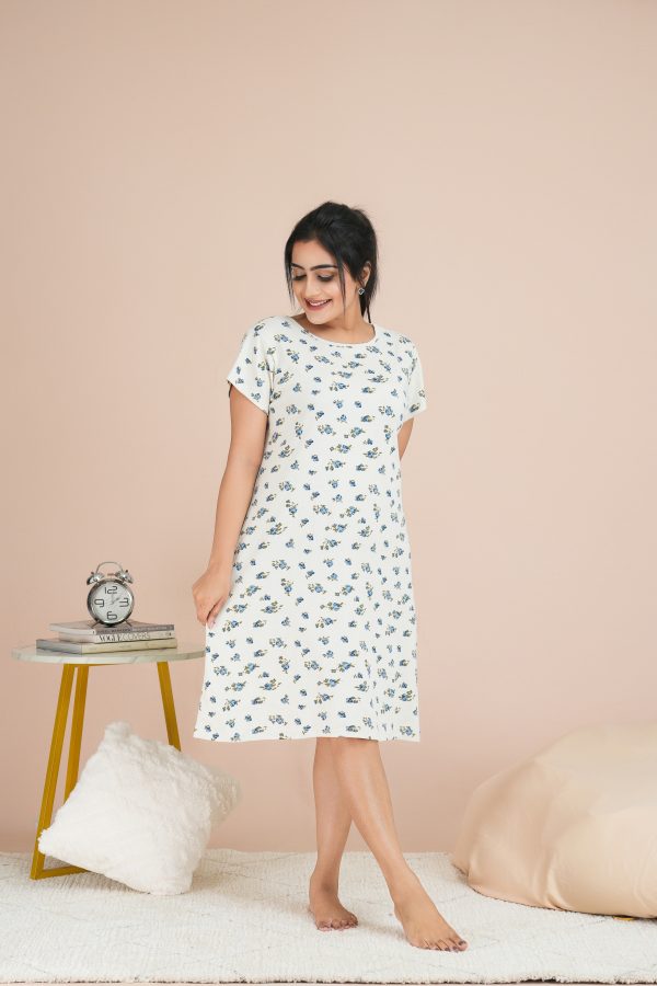 Floral Patterned Crew-necked Night Dress - Image 3