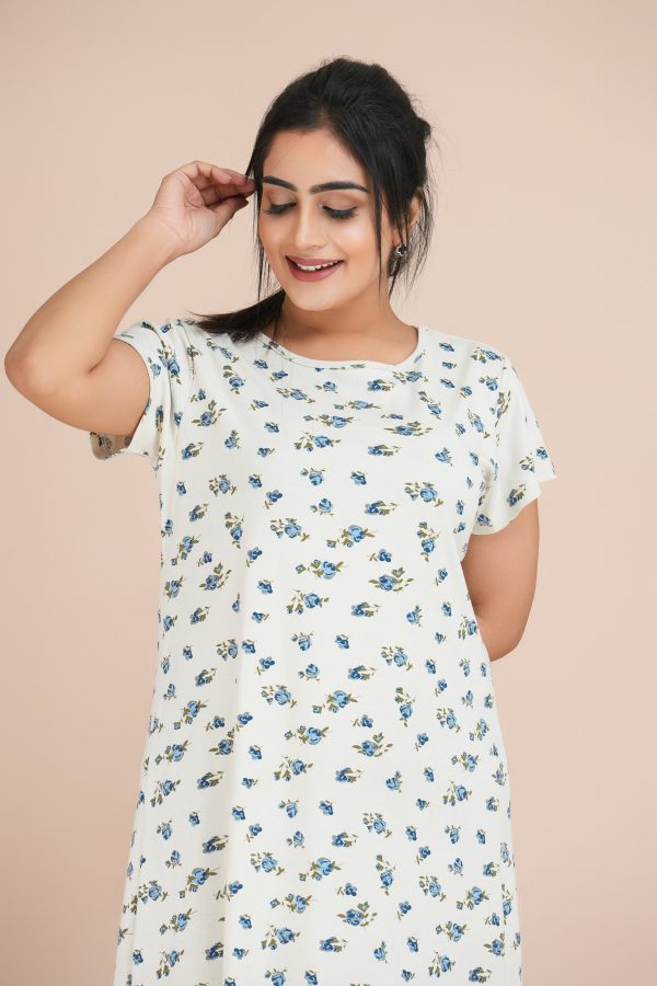 Floral Patterned Crew-necked Night Dress - Image 4