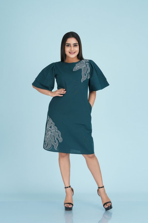 Embroidered Flare Sleeved Short Dress - Image 5