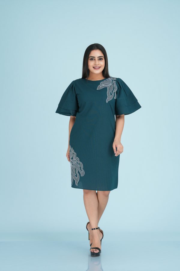Embroidered Flare Sleeved Short Dress - Image 4