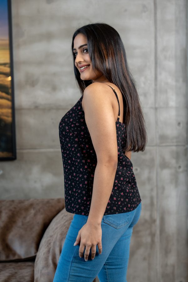 Floral patterned Cami Top With Adjustable Strap - Image 5