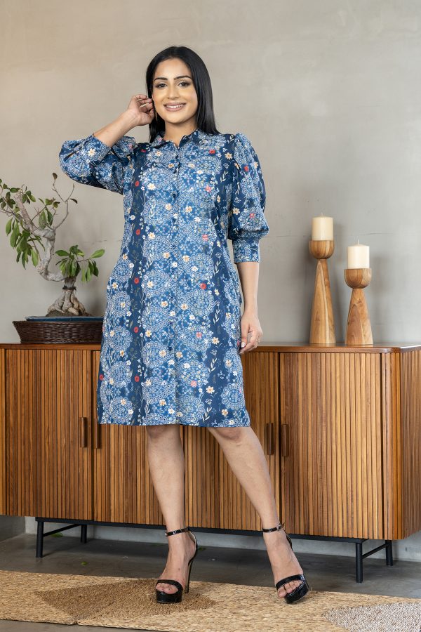 Floral patterned cutlon short dress
