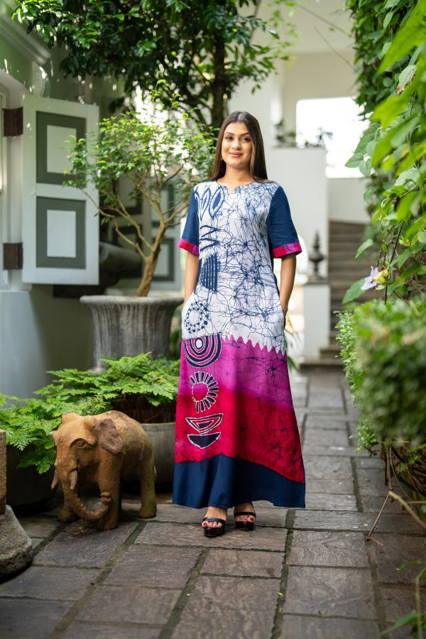 Tribal Printed Ombre Batik Maxi Dress - Image 3