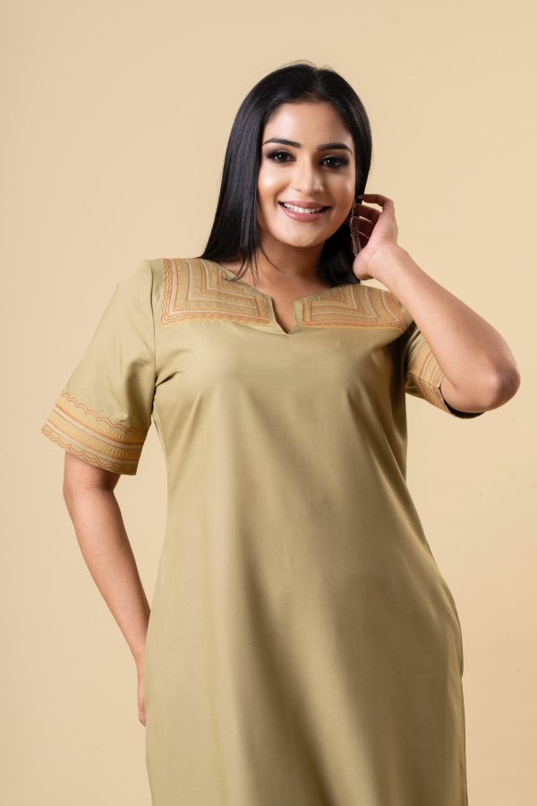 Embroidered Notch Necked Short Dress - Image 4