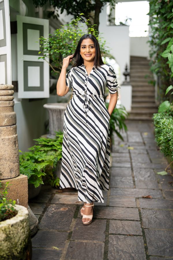Striped Tie-Up Detailed Maxi Dress