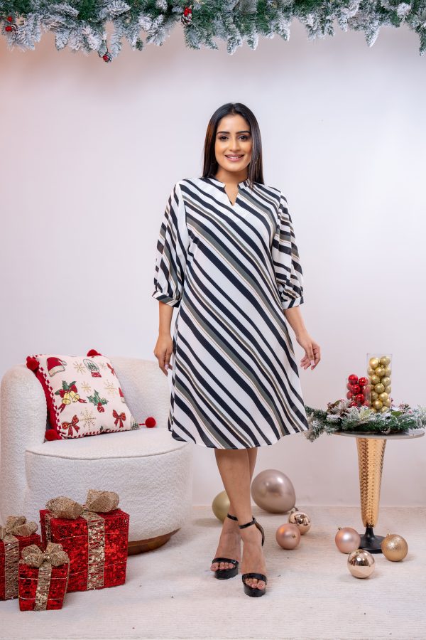 Puff Sleeved Stripe Patterned Short Dress - Image 2