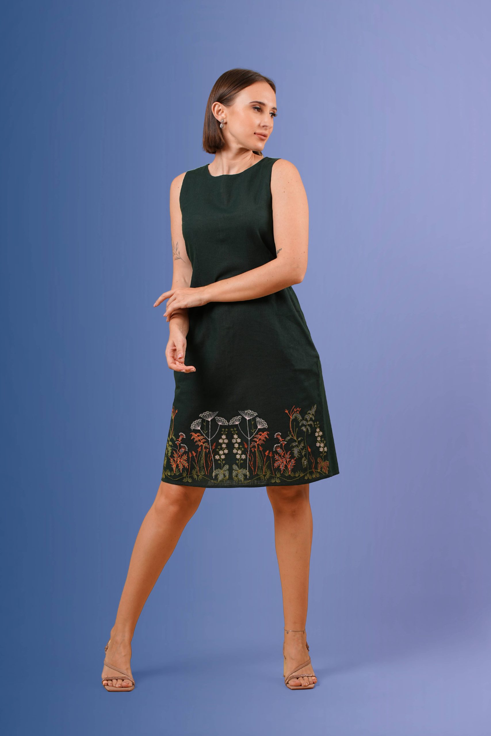 Sleeveless Embroidered Short Dress - Image 4