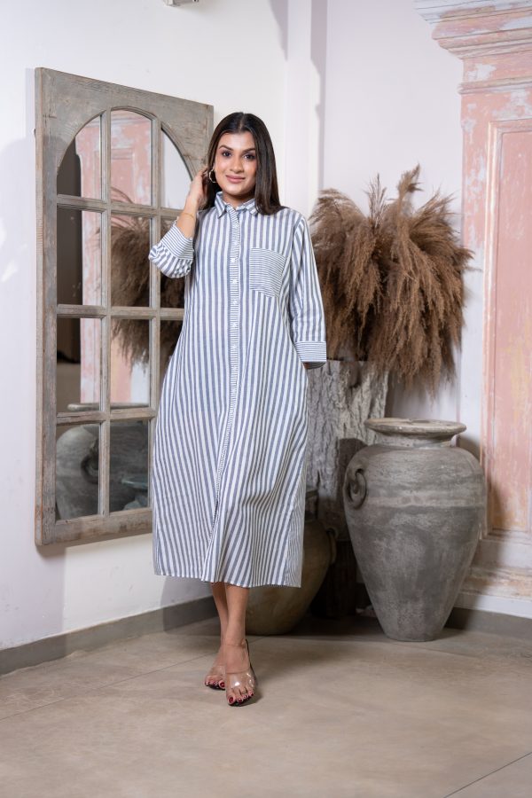 Loose Fitted Stripe Print Midi Shirt Dress