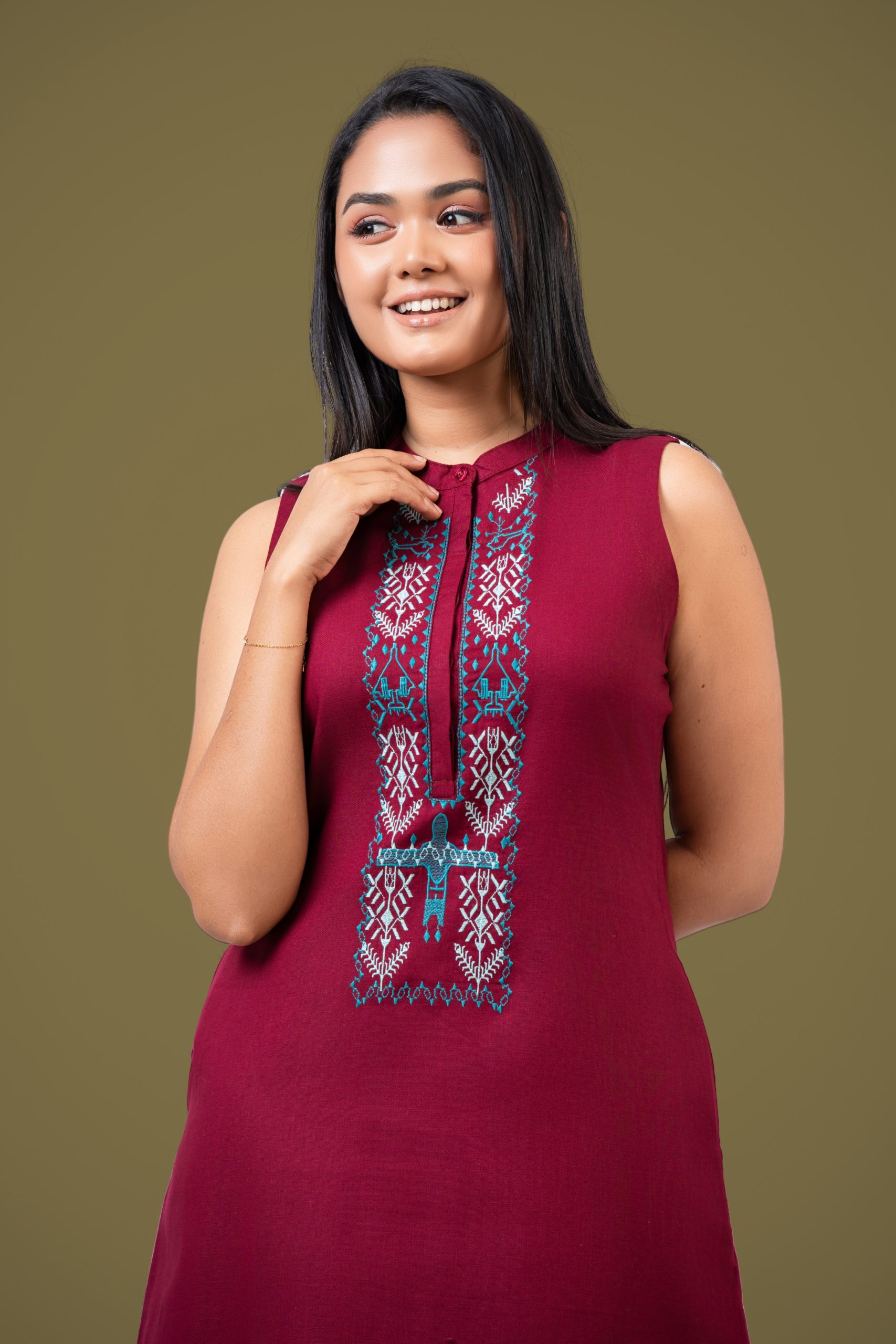 Embroidered Sleeveless Maxi Dress