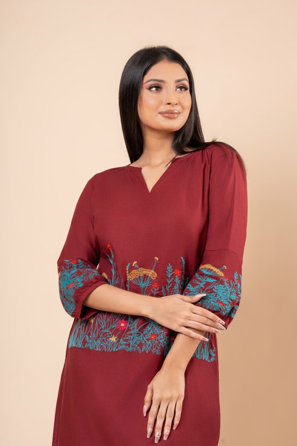Floral Embroidered Notch Necked Short Dress