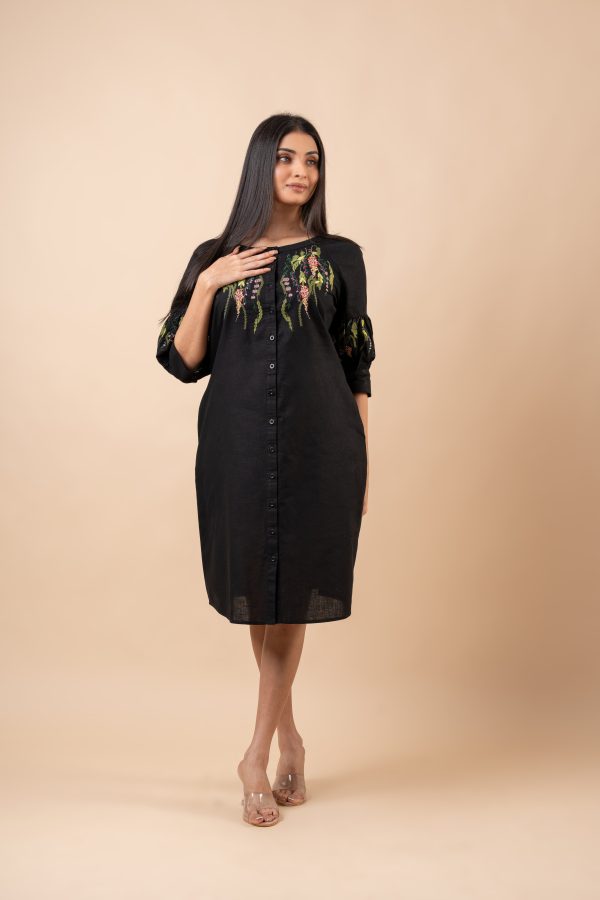 Floral Embroidery Detail Button-Down Short Dress - Image 5