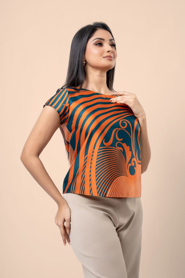 Abstract Patterned Short Sleeve Blouse - Image 2