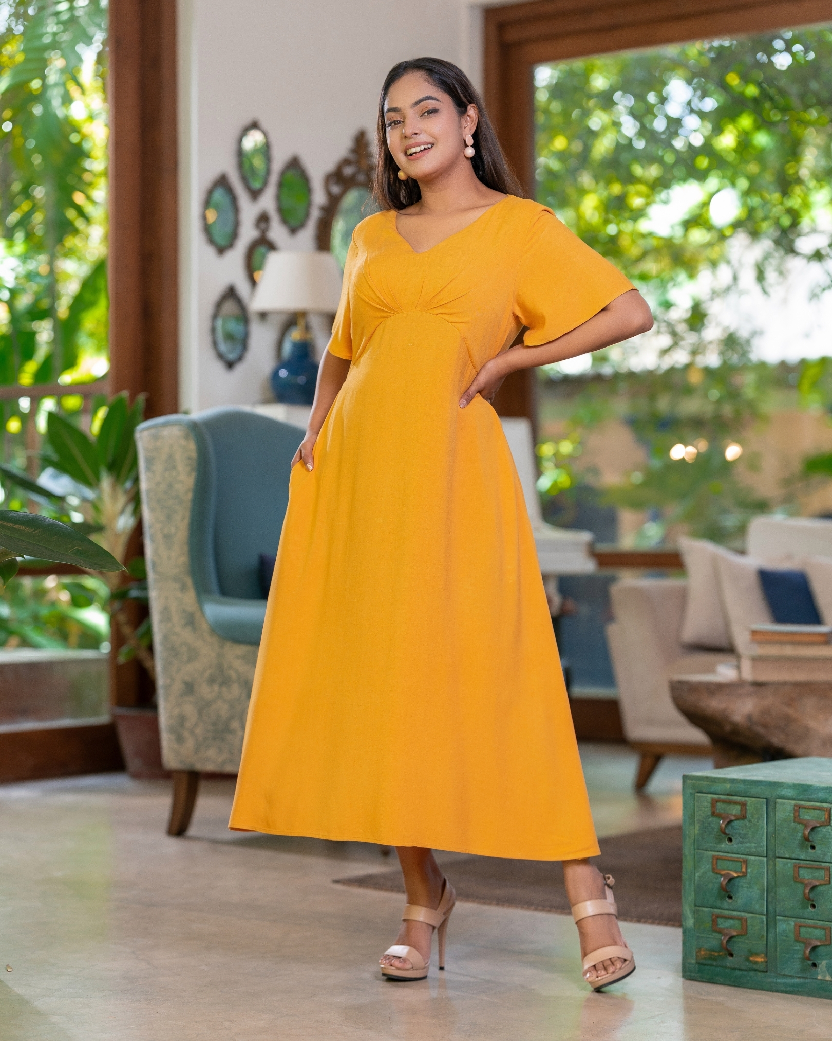 Front Gather Detail Flutter Sleeve Midi Dress - Image 3