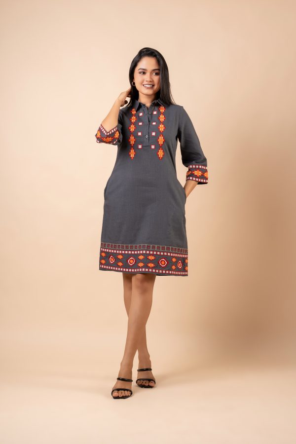 Geometric Embroidery Detail Short Dress - Image 4