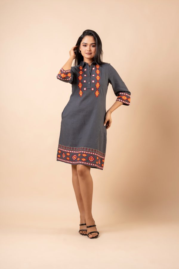 Geometric Embroidery Detail Short Dress - Image 5