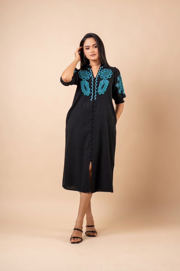 Embroidered Puff Sleeve Midi Dress - Image 4