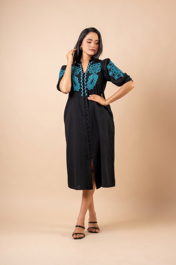 Embroidered Puff Sleeve Midi Dress - Image 5