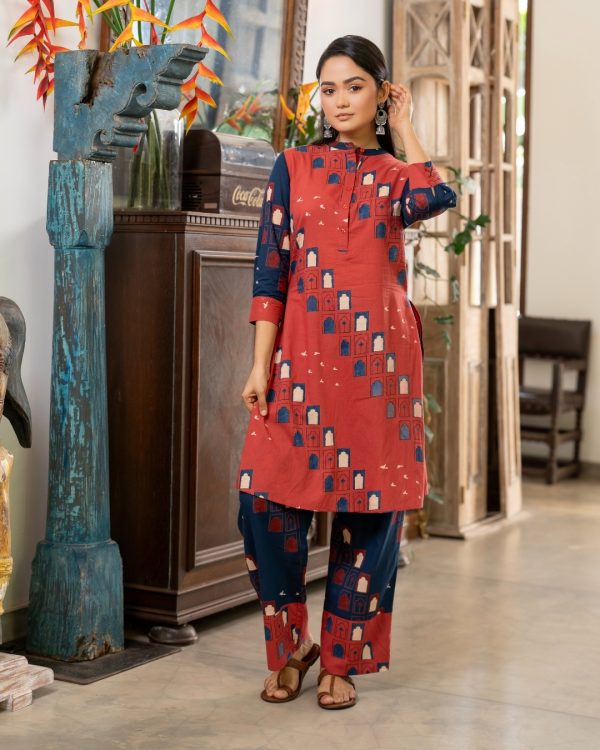 Motif Patterned Colourblock Kurta Top and Pants Set - Image 2