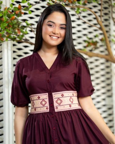 Button-Down Embroidery Contrast Waist Detail Short Dress