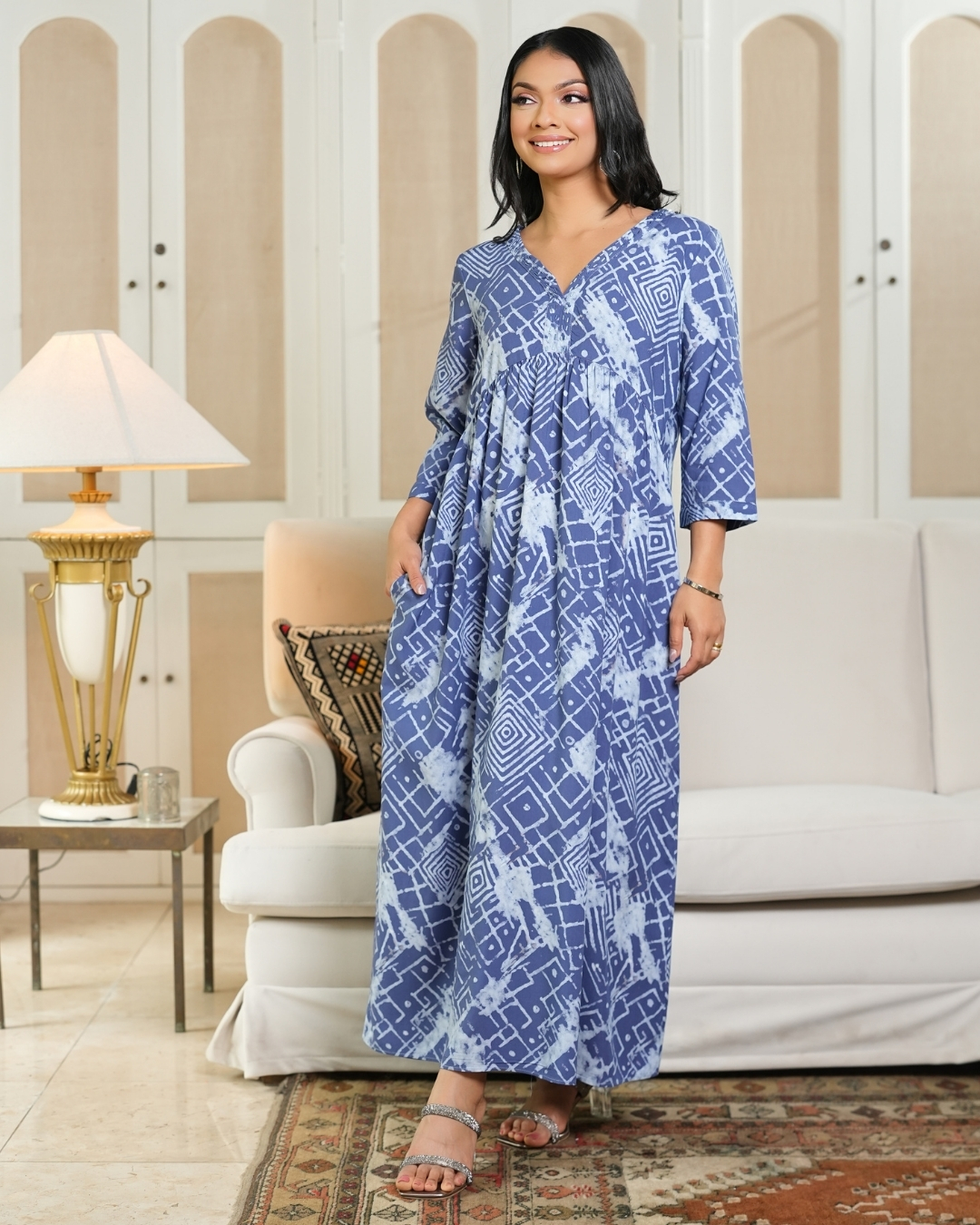 Neck Embellished Abstract Patterned Maxi Dress - Image 3