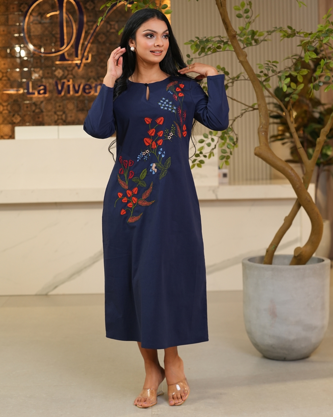 Embroidered Front Button Detail Midi Dress - Image 3